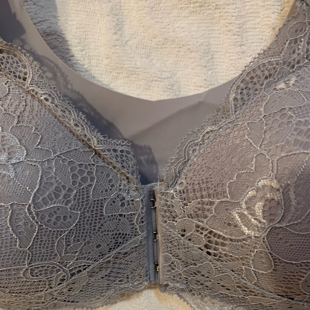 Front Hook Close Lightly Lined Bra - image 4